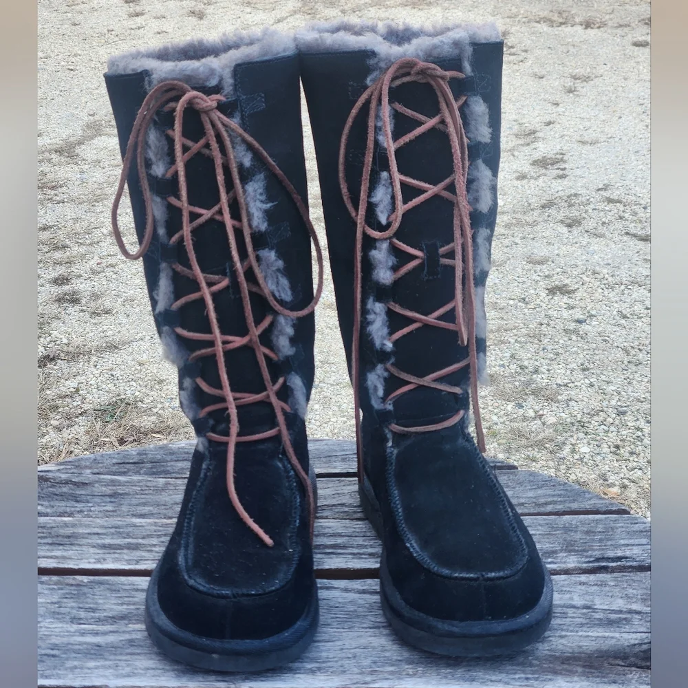 UGG Australia Uptown 5230 Tall Lace Up Winter Boots Black Suede Grey Shearling 7